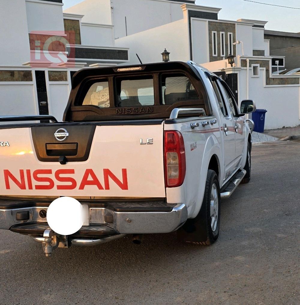 نيسان نافارا